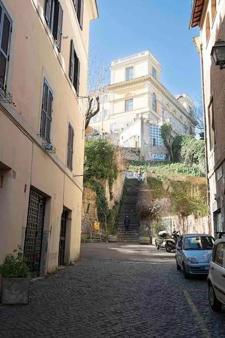 Le Petit Prince Rome 0*,